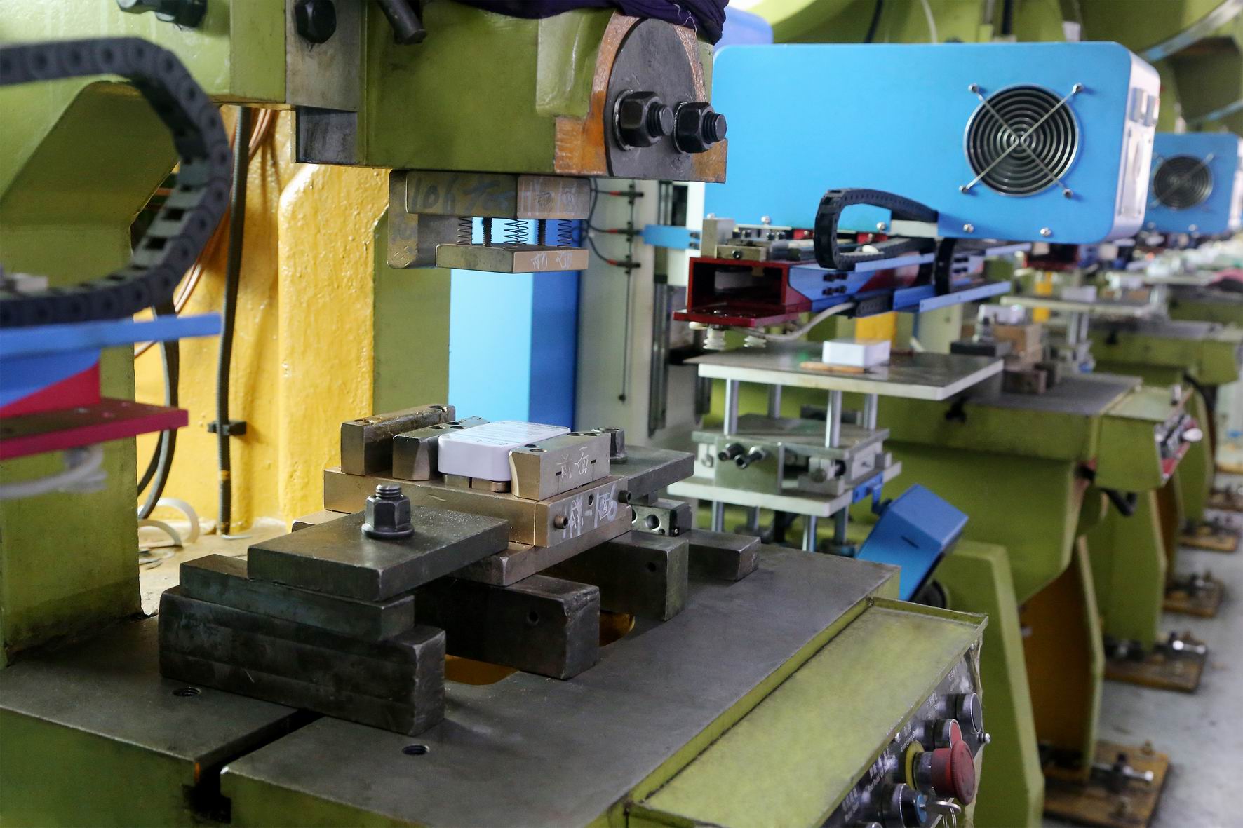 tea tin forming press stations